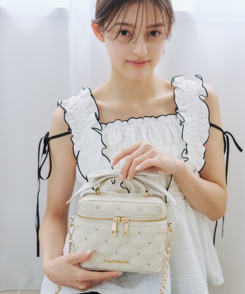JILL by JILL STUART(ジルバイジルスチュアート)の「リボンハンドルバニティ(ショルダーバッグ・レディース・ブラック/ホワイト/ピンク・FREE)」の8枚目の写真