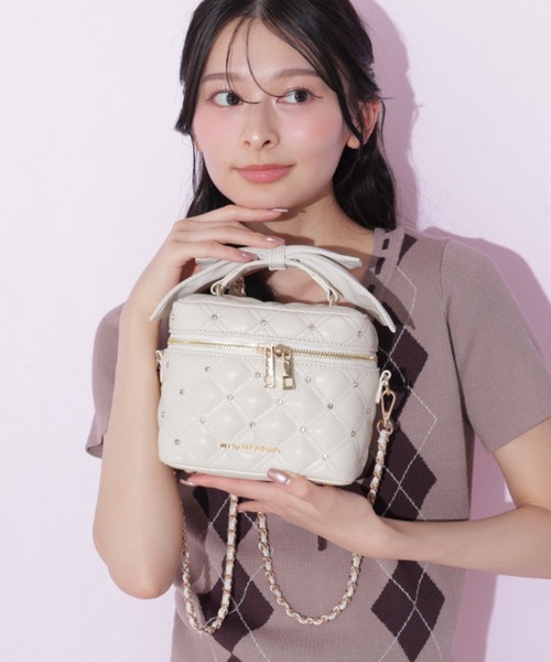 JILL by JILL STUART(ジルバイジルスチュアート)の「リボンハンドルバニティ(ショルダーバッグ・レディース・ブラック/ホワイト/ピンク・FREE)」の9枚目の写真