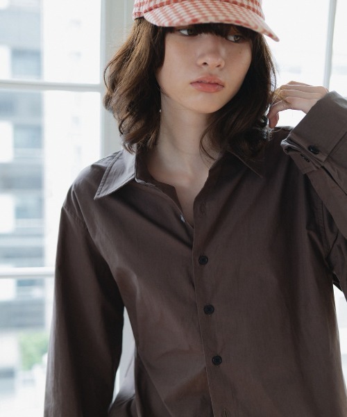 common gull products.(コモンガルプロダクツ)の「褪せたダブルカフスシャツ(シャツ/ブラウス・レディース・ダークブラウン系/ベージュ系/ライトブルー・SMALL/LARGE/MEDIUM)」の2枚目の写真