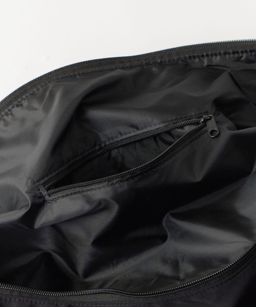 Chick（チック）の「Half Moon Big Shoulder Bag / ハーフムーン ビッグ ショルダーバッグ ワンハンドルバッグ ラウンド型 大容量 旅行 通勤 通学 レディース メンズ 2026年 夏 夏服（ショルダーバッグ・レディース・ベージュ/ブラック/アイボリー・FREE）」の8枚目の写真