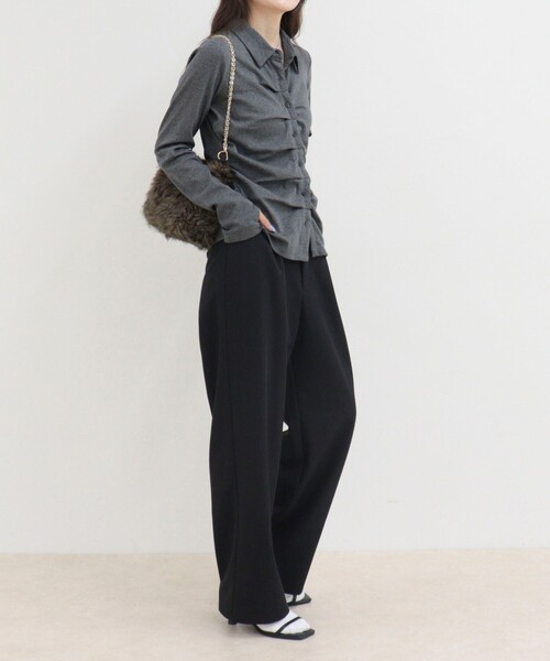 fredy emue（フレディエミュ）の「TRタックストレートパンツ（その他パンツ・レディース・グレー/ブラック・38/36）」の4枚目の写真