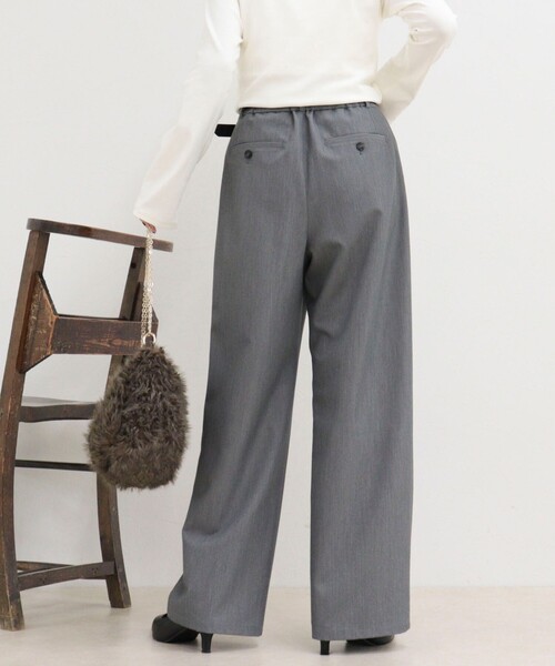 fredy emue（フレディエミュ）の「TRタックストレートパンツ（その他パンツ・レディース・グレー/ブラック・38/36）」の20枚目の写真