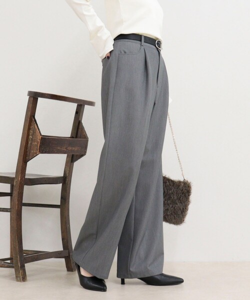 fredy emue（フレディエミュ）の「TRタックストレートパンツ（その他パンツ・レディース・グレー/ブラック・38/36）」の21枚目の写真