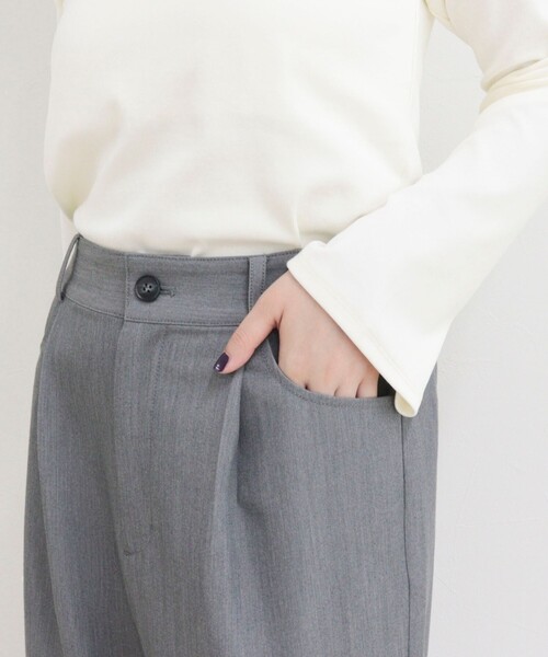fredy emue（フレディエミュ）の「TRタックストレートパンツ（その他パンツ・レディース・グレー/ブラック・38/36）」の11枚目の写真