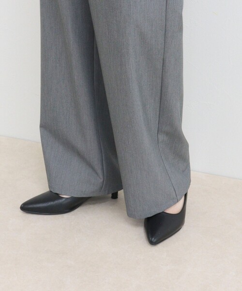 fredy emue（フレディエミュ）の「TRタックストレートパンツ（その他パンツ・レディース・グレー/ブラック・38/36）」の12枚目の写真