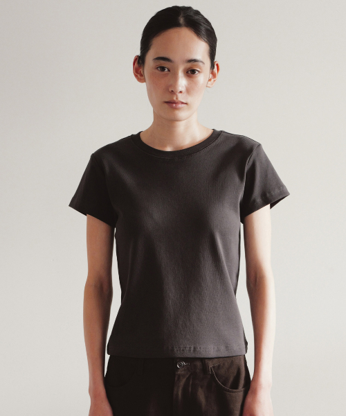 BLANKROOM HER(ブランクルームウーマン)の「クラシカルトップ_DEEP CHARCOAL(Tシャツ/カットソー・レディース・その他・ONE)」の1枚目の写真