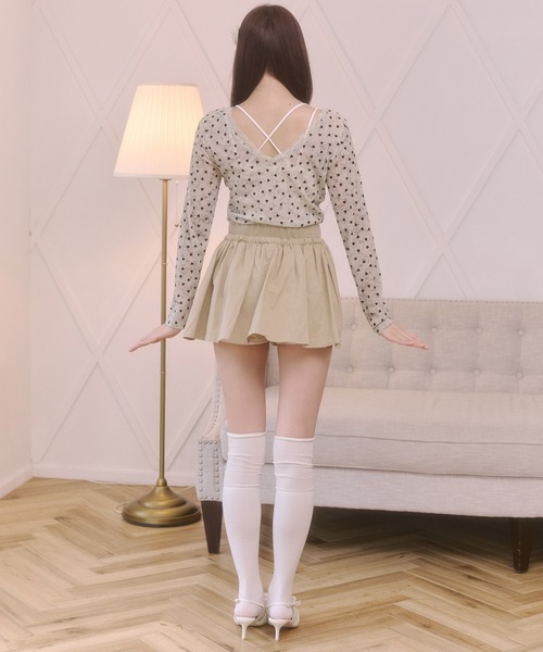 Rmine(アールマイン)の「ハートドット柄 Vネックトップス(Tシャツ/カットソー・レディース・ホワイト/ベージュ/チャコール・FREE)」の10枚目の写真