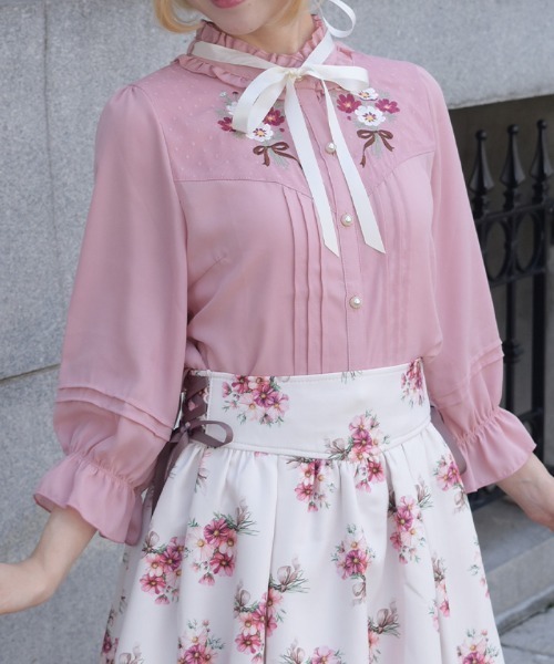 axes femme POETIQUE(アクシーズファムポエティック)の「コスモスブーケ刺繍七分袖BL(シャツ/ブラウス・レディース・ピンク/キナリ・MEDIUM)」の2枚目の写真
