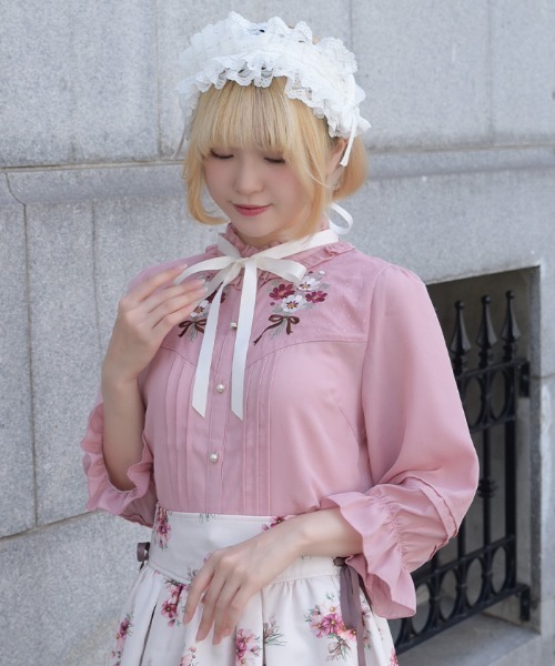 axes femme POETIQUE(アクシーズファムポエティック)の「コスモスブーケ刺繍七分袖BL(シャツ/ブラウス・レディース・ピンク/キナリ・MEDIUM)」の3枚目の写真