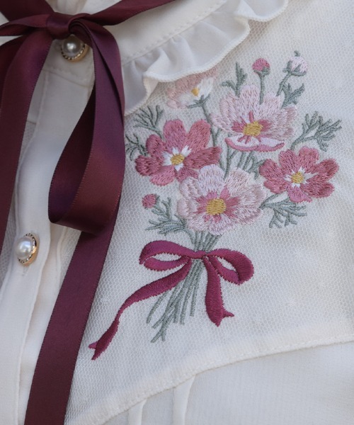axes femme POETIQUE(アクシーズファムポエティック)の「コスモスブーケ刺繍七分袖BL(シャツ/ブラウス・レディース・ピンク/キナリ・MEDIUM)」の10枚目の写真