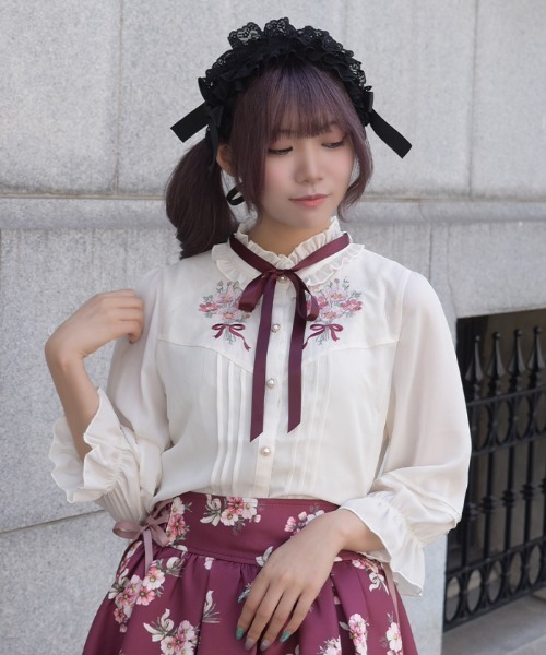 axes femme POETIQUE(アクシーズファムポエティック)の「コスモスブーケ刺繍七分袖BL(シャツ/ブラウス・レディース・ピンク/キナリ・MEDIUM)」の12枚目の写真