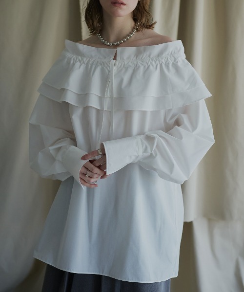 W:Huku(フーク)の「【W:Huku / ノンアイロンシリーズ】2wayショルダーフリルブラウス / No-Iron 2-Way Shoulder-Ruffle Blouse(シャツ/ブラウス・レディース・オフホワイト/ブラック/パープル・FREE)」の7枚目の写真