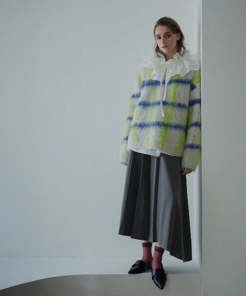 W:Huku(フーク)の「【W:Huku / ノンアイロンシリーズ】2wayショルダーフリルブラウス / No-Iron 2-Way Shoulder-Ruffle Blouse(シャツ/ブラウス・レディース・オフホワイト/ブラック/パープル・FREE)」の18枚目の写真