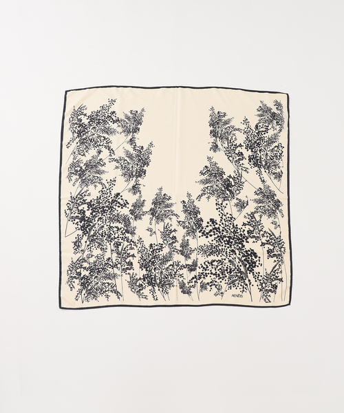 journal standard L'essage（ジャーナルスタンダードレサージュ）の「《追加》AENEIS/エネス Mimosa Silk Scarf 90-BONE スカーフ（バンダナ/スカーフ・レディース・アイボリー・FREE）」の10枚目の写真