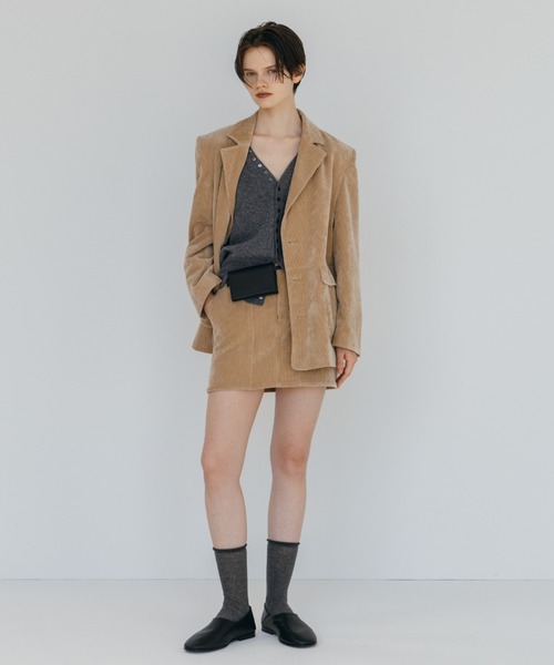 CREDONA(クレドナ)の「CORDUROY TAILORED JACKET/コーデュロイテーラードジャケット(テーラードジャケット・レディース・ネイビー/ベージュ・1/0)」の5枚目の写真