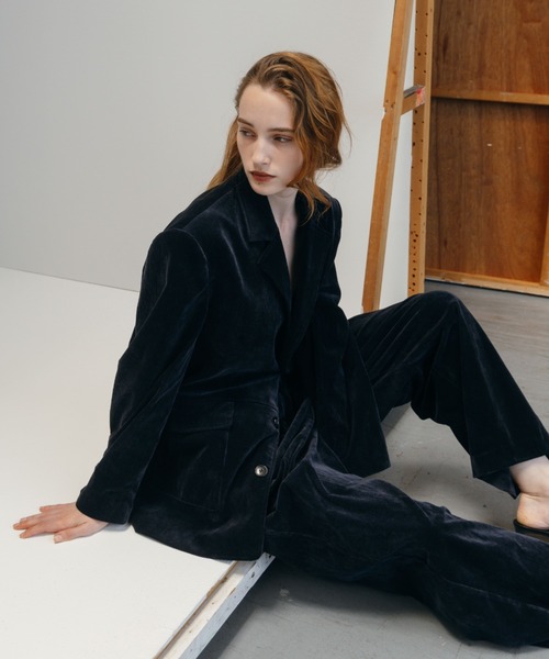 CREDONA(クレドナ)の「CORDUROY TAILORED JACKET/コーデュロイテーラードジャケット(テーラードジャケット・レディース・ネイビー/ベージュ・1/0)」の14枚目の写真
