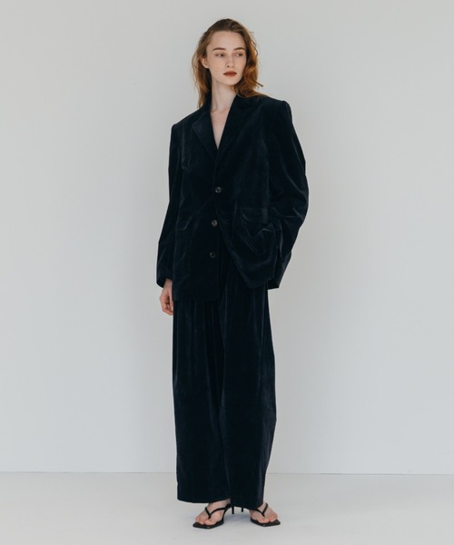CREDONA(クレドナ)の「CORDUROY TAILORED JACKET/コーデュロイテーラードジャケット(テーラードジャケット・レディース・ネイビー/ベージュ・1/0)」の6枚目の写真