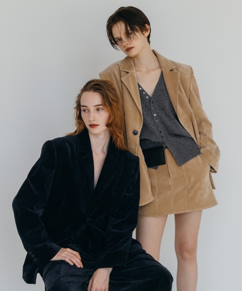 CREDONA(クレドナ)の「CORDUROY TAILORED JACKET/コーデュロイテーラードジャケット(テーラードジャケット・レディース・ネイビー/ベージュ・1/0)」の3枚目の写真