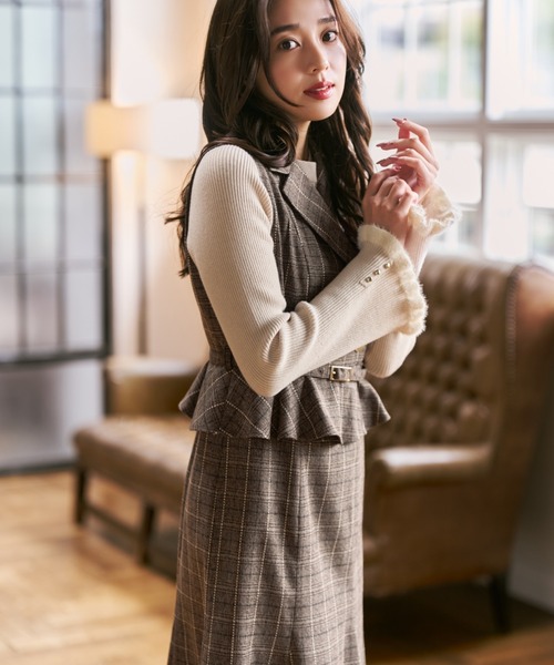 MISCH MASCH(ミッシュマッシュ)の「2026秋冬新作 チェック柄ペプラムテーラージャンスカ(ワンピース・レディース・ブラック/ブラウン・S/M)」の3枚目の写真