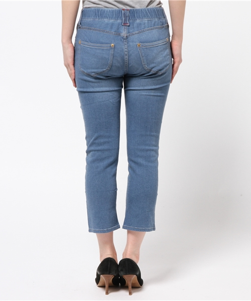 IEDIT（イディット）の「【股下丈が選べる】ＩＥＤＩＴ　レーベルコレクション　絶妙シルエットのエアリーキャットデニーム　　　 （デニムパンツ・レディース・ダークブルー/ブルー・6/12/13/1/5/14/3/9）」の5枚目の写真