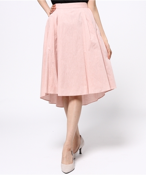 31 Sons de mode(トランテアン ソン ドゥ モード)の「シャツ地イレギュラーヘムフレアスカート(スカート・レディース・オフホワイト/ピンク・38/36)」の1枚目の写真