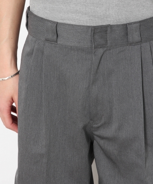 Dickies（ディッキーズ）の「【Dickies/ディッキーズ】別注ワイドハーフパンツ/748424（チノパンツ・メンズ・グレー/ブラック・LARGE/MEDIUM）」の7枚目の写真