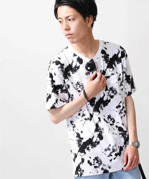 WEGO（ウィゴー）の「WEGO/タイダイプリントカットソー（Tシャツ/カットソー・メンズ・ピンク/オレンジ/ネイビー/ブラック・MEDIUM/LARGE）」の2枚目の写真