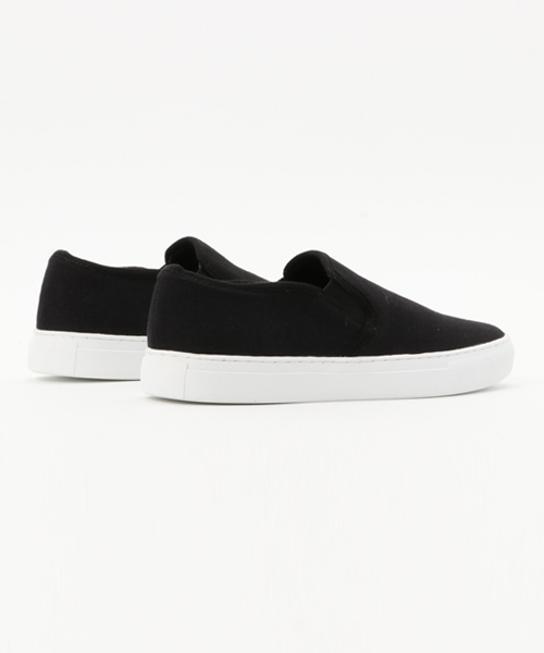 CHARLES & KEITH（チャールズ & キース）の「キャンバススリッポン / CANVAS SLIP-ONS（スリッポン・レディース・ブラック/ベージュ・22.5cm/24.5cm/23.5cm/23cm/24cm）」の8枚目の写真