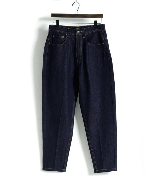 MONO-MART（モノマート）の「ワイドテーパード バギーデニムパンツ(10oz DENIM)（デニムパンツ・メンズ・ワンウォッシュ/ブラック/ライトインディゴブルー/ブルー系その他・M/L）」の20枚目の写真