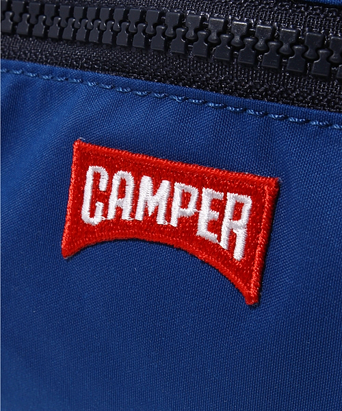CAMPER（カンペール）の「COMA　ボディバッグ（ショルダーバッグ・レディース・ブルー・SMALL）」の4枚目の写真