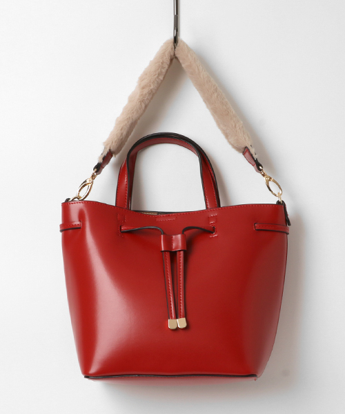 FREE'S MART（フリーズマート）の「ファーハンドル3WAYショルダーバッグ（ショルダーバッグ・レディース・ベージュ/ブラック/レッド・ﾌﾘ-）」の21枚目の写真