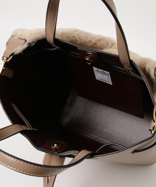 FREE'S MART（フリーズマート）の「ファーハンドル3WAYショルダーバッグ（ショルダーバッグ・レディース・ベージュ/ブラック/レッド・ﾌﾘ-）」の11枚目の写真