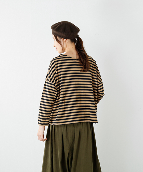 NaRu（ナル）の「「NARU/ナル」aranciato別注 天竺コットン前後ボーダー2way七分袖ワイドプルオーバー（Tシャツ/カットソー・レディース・ホワイト×ブラック/ブラック×ホワイト/ホワイト系その他/ブラック系その他・1）」の6枚目の写真