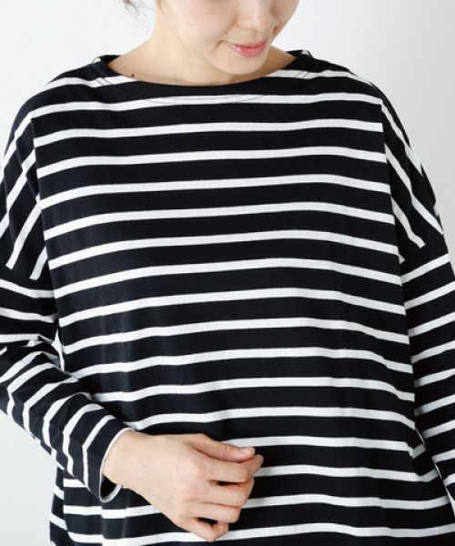 NaRu（ナル）の「「NARU/ナル」aranciato別注 天竺コットン前後ボーダー2way七分袖ワイドプルオーバー（Tシャツ/カットソー・レディース・ホワイト×ブラック/ブラック×ホワイト/ホワイト系その他/ブラック系その他・1）」の14枚目の写真