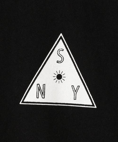 SUNNY  SPORTS（サニースポーツ）の「SUNNY SPORTS（サニースポーツ）別注SNY袖プリントロングスリーブカットソー（Tシャツ/カットソー・メンズ・ホワイト/ブラック・MEDIUM/X-LARGE/LARGE）」の5枚目の写真