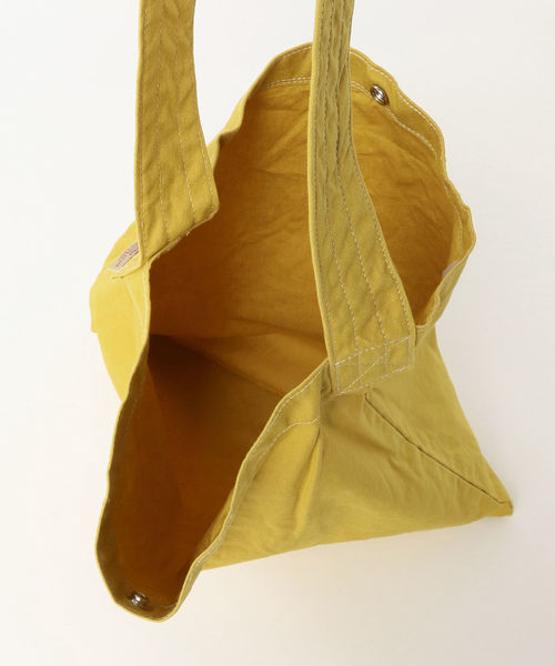 fennica（フェニカ）の「松野屋 / フラット ショルダーバッグ（ショルダーバッグ・レディース・ネイビー/イエロー/ブルー/グリーン・ONE SIZE）」の20枚目の写真