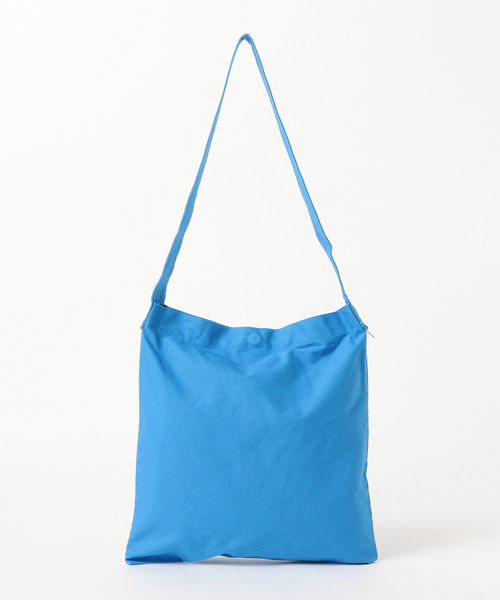 fennica（フェニカ）の「松野屋 / フラット ショルダーバッグ（ショルダーバッグ・レディース・ネイビー/イエロー/ブルー/グリーン・ONE SIZE）」の13枚目の写真