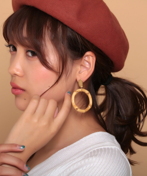 lala Born(ララボーン)の「【lala Born】バンブーサークルピアス(ピアス(両耳用)・レディース・ブラウン・FREE)」の5枚目の写真