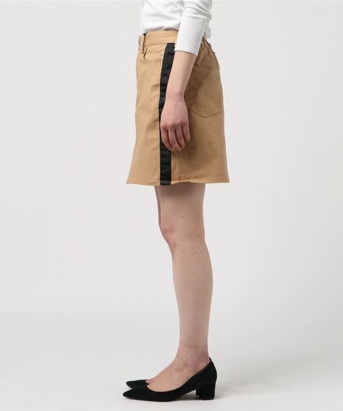 WEGO（ウィゴー）の「WEGO/サイドラインツイルタイトミニスカート（スカート・レディース・ベージュ/パープル/ブラック系その他2・FREE）」の4枚目の写真