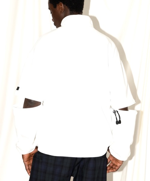 SUPERTHANKS(スーパーサンクス)の「ハーフジップスウェット(スウェット・メンズ・グレー/ブラック/ホワイト/カーキ・MEDIUM/LARGE/SMALL)」の17枚目の写真
