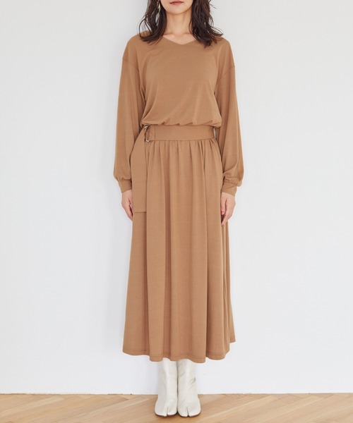 Chaco closet（チャコ クローゼット）の「ベルト付きVネックドルマンロングワンピース（ワンピース・レディース・ブラック/ベージュ/ネイビー/オリーブ/モカ・FREE）」の12枚目の写真