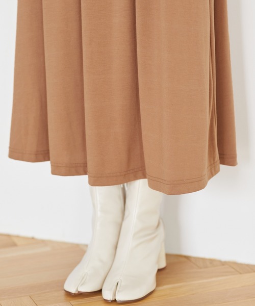 Chaco closet（チャコ クローゼット）の「ベルト付きVネックドルマンロングワンピース（ワンピース・レディース・ブラック/ベージュ/ネイビー/オリーブ/モカ・FREE）」の13枚目の写真