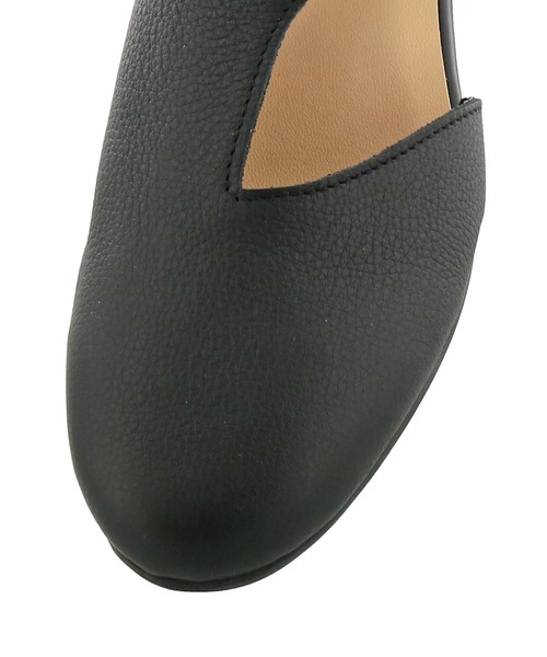 ENあしながおじさん（エンアシナガオジサン）の「〈ENあしながおじさん〉アシンメトリーパンプス（パンプス・レディース・ブラック/アイボリー/ライトベージュ・22.5cm/23.5cm/24.5cm/23.0cm/24.0cm）」の11枚目の写真