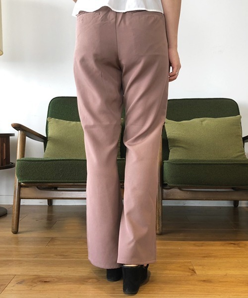 PairPair（ペアペア）の「スリット入りセミフレアパンツ（その他パンツ・レディース・ブラック/スモークピンク/モカ/アイボリー/ライトグリーン・SMALL/MEDIUM）」の12枚目の写真