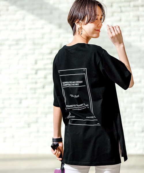 GeeRA（ジーラ）の「綿100％バックプリントＴシャツ（Tシャツ/カットソー・レディース・ベージュ/オフホワイト/ブラック・LARGE/X-LARGE/MEDIUM）」の3枚目の写真