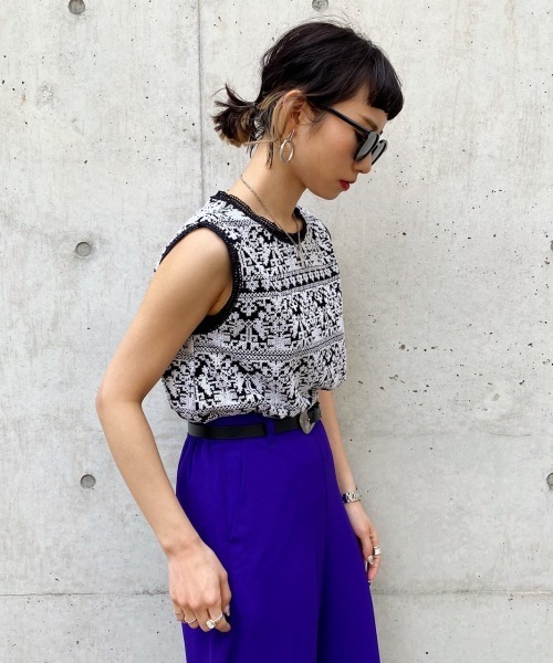 PAGEBOY（ページボーイ）の「クロスステッチ刺繍ノースリブラウス（シャツ/ブラウス・レディース・ブラック/オフホワイト・FREE）」の4枚目の写真