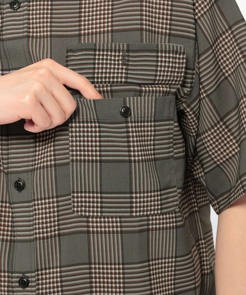 LAKOLE（ラコレ）の「ドライタッチCPOシャツ / LAKOLE（シャツ/ブラウス・メンズ・その他8/ベージュ/ブラック/アイボリー・LARGE/MEDIUM）」の15枚目の写真