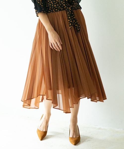 NARACAMICIE(ナラカミーチェ)の「トリコットジグザグヘムプリーツスカート(スカート・レディース・カーキ/キャメル/ブルー・MEDIUM)」の1枚目の写真