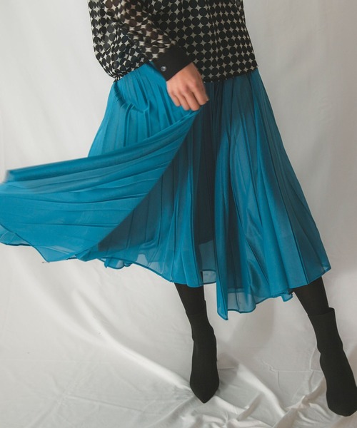 NARACAMICIE(ナラカミーチェ)の「トリコットジグザグヘムプリーツスカート(スカート・レディース・カーキ/キャメル/ブルー・MEDIUM)」の19枚目の写真