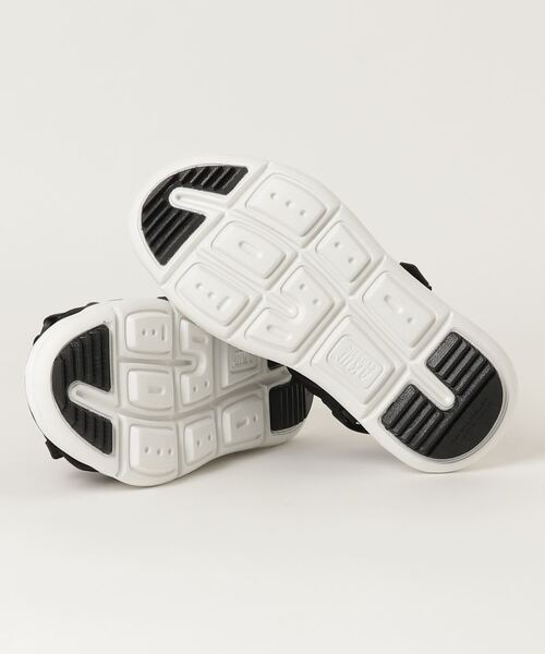 AKIII CLASSIC（アキクラシック）の「AKIII CLASSIC/アキクラシック 厚底 サンダル 韓国発　AKC-0034（サンダル・レディース・ブラック/ホワイト×ネイビー/グレー・23.0cm/24.0cm/25.0cm）」の5枚目の写真